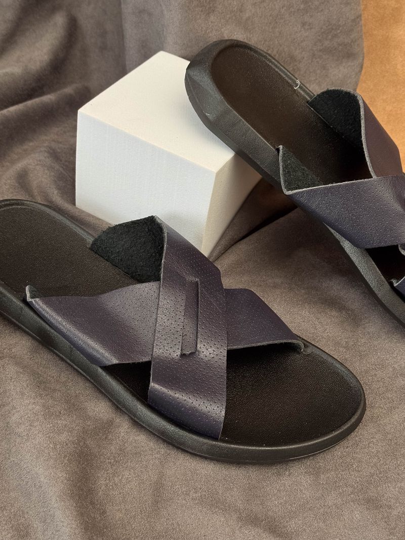 Шльопанці чоловічі однотонні, колір синій